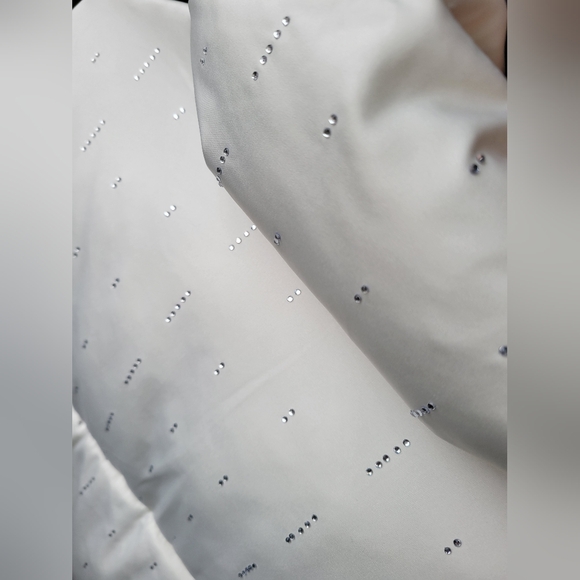 CeCe Ivory Rhinestone Puffer Jacket Size Small - Picture 8 of 15